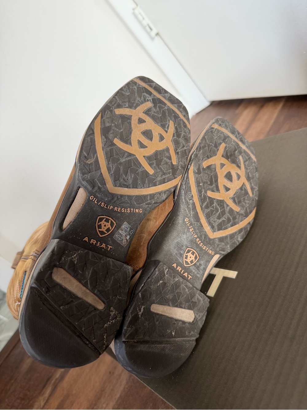 Ariat Women’s Anthem Boots - Picture 6 of 6